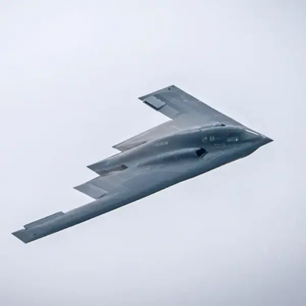 Bombardero B2